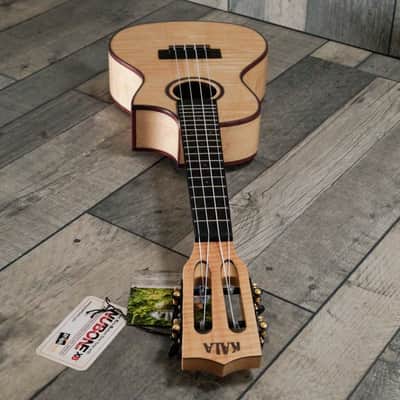 Kala KA-ASFM-C-C All Solid 'Flamed Maple' Electro Cutaway Concert Ukulele, Satin image 5