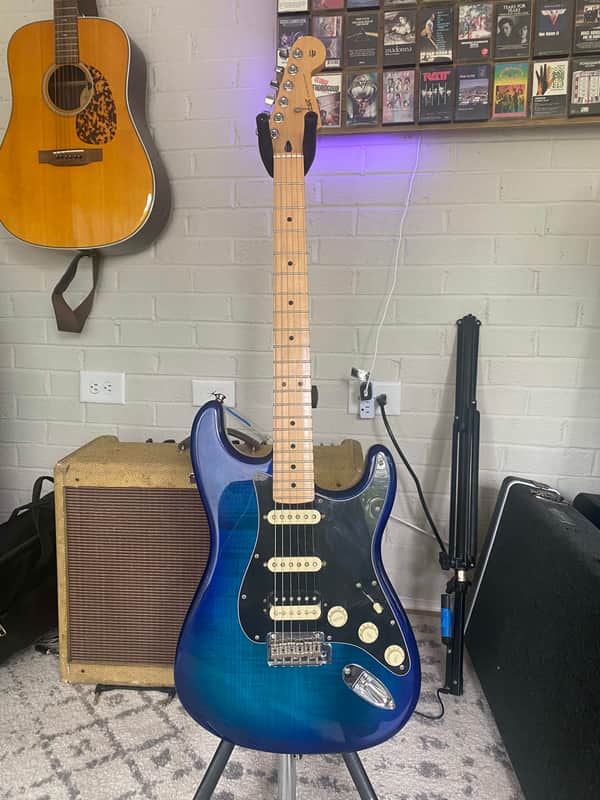 Fender Stratocaster Player Series 2020s - Blueburst image 1
