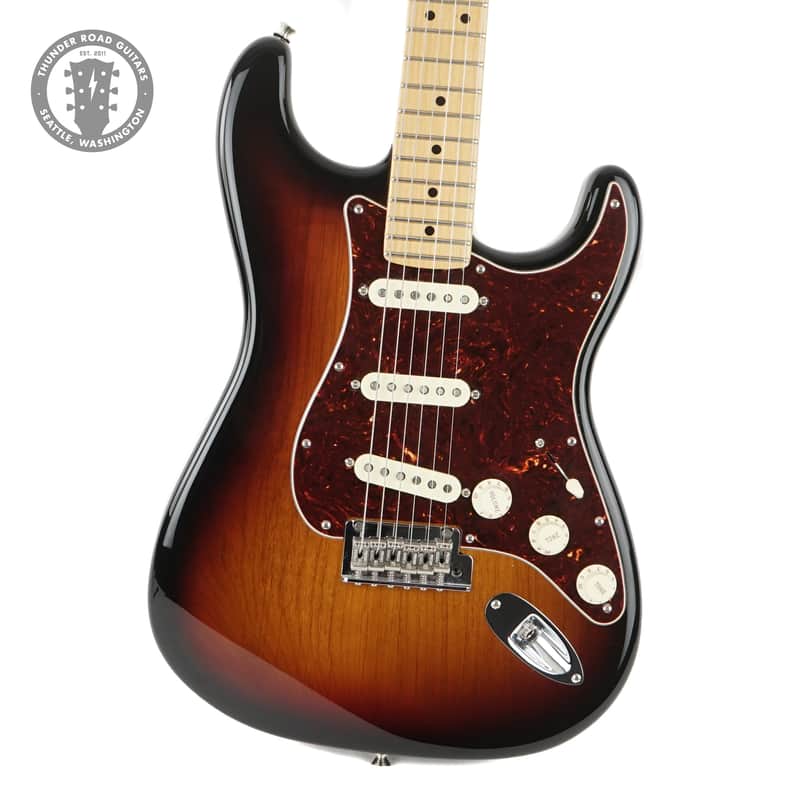 2016 Fender American Standard Stratocaster 3-Color Sunburst