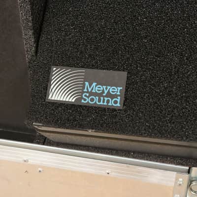 Meyer Sound UM-1P 12" Powered Stage Monitor Speaker (PAIR) w/ Road Case CG011K8 *ASK FOR SHIPPING* image 4