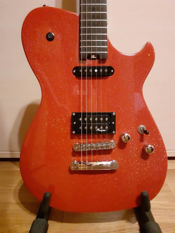 Cort/Manson MBC-1 Red Sparkle w/ Thomann Case - M. Bellamy Signature Guitar