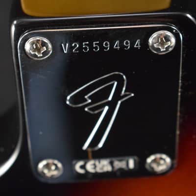 Mint Fender American Vintage II 1966 Jazzmaster Rosewood Fingerboard 3-Color Sunburst image 10