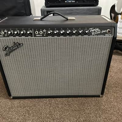 Fender '65 Twin Reverb Reissue 85-Watt 2x12" Guitar Combo 1991 - Present - Black image 3