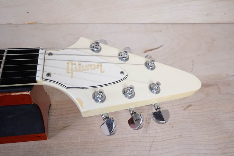 Gibson Flying V '67 Reissue 2009 Classic White Seymour Duncan PUs