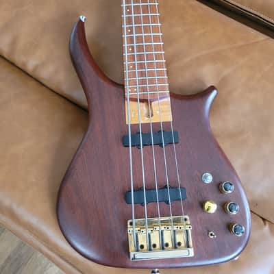 Rare U.S. Masters EP5J 5-String Bass – Natural Walnut Brown – USA Made – Active EQ – Figured Maple Neck – Gold Hardware image 4