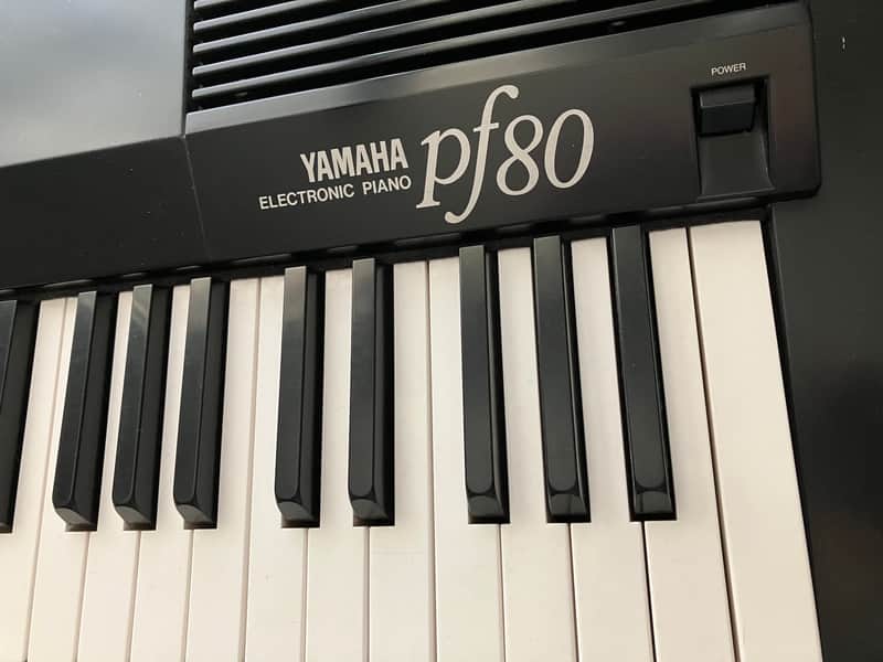 YAMAHA 電子ピアノ PF80 Yamaha PF80 - Demo - YouTube