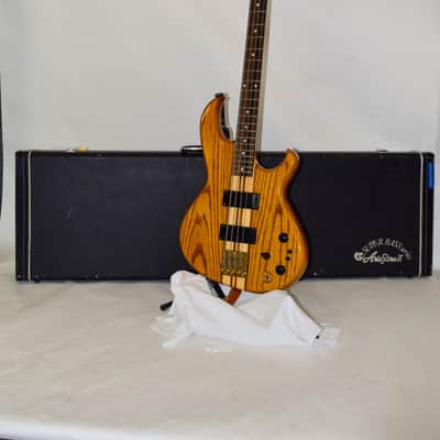 Vintage Aria Pro II SB-900 Bass with Original Case Bridge pickup bad with only one coil functioning image 1