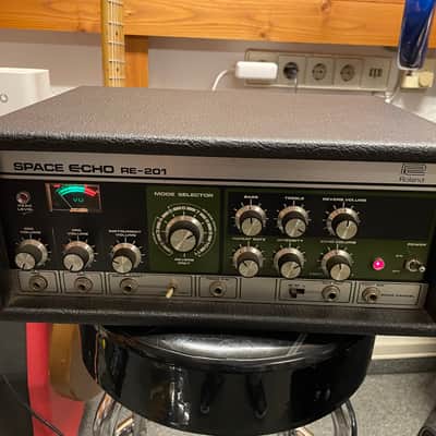 Roland RE-201 Space Echo Tape Delay / Reverb 1970s - Black
