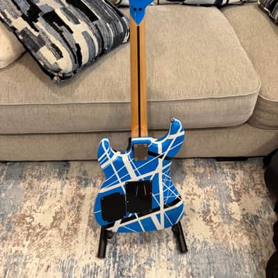 Kramer Gibson USA Music Yo 1984/5150 2006 Blue stripes Frankenstein custom “EVH” image 6
