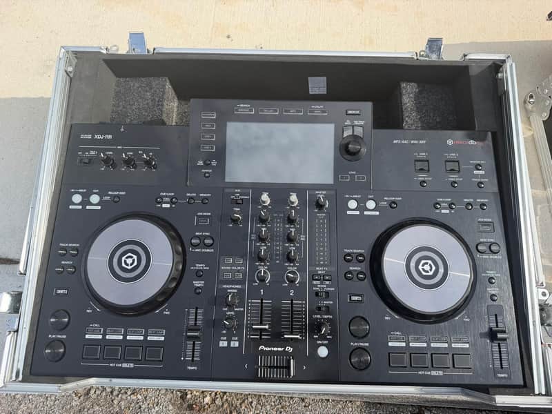 Pioneer XDJ-RR 2021 - Black image 1