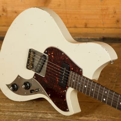 Novo Select Serus T | Olympic White - Tortoise Shell Pickguard image 5