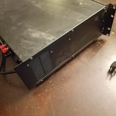 SoundTech PL802 3U Power Amplifier rack mount 800W 800 watt bridged or 400W stereo into 8 Ohms 2000s image 9