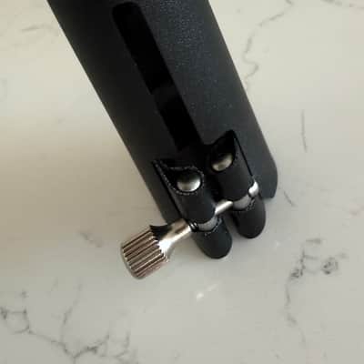 Rovner 1R Bb Clarinet Inverted Ligature and Mouthpiece Cap - Black Learher, Metal, black plastic image 8