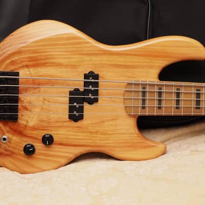 Alien Audio Constellation P5 USA built 2024 Figured Bookmatched Pine Body in Amber Finish image 3