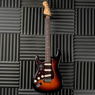 Fender American Professional II Stratocaster Left-Handed with Rosewood Fretboard 2023 - 3-Color Sunburst image 2