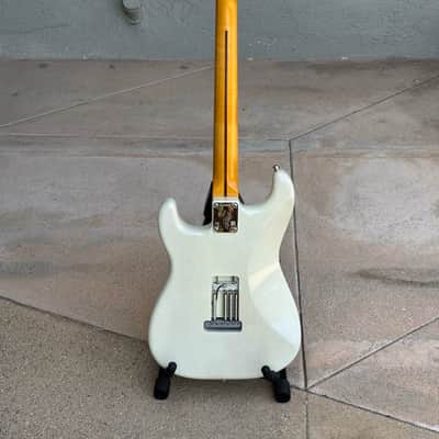 Fender Eric Johnson Stratocaster with Maple Fretboard 2014 White Blonde image 6
