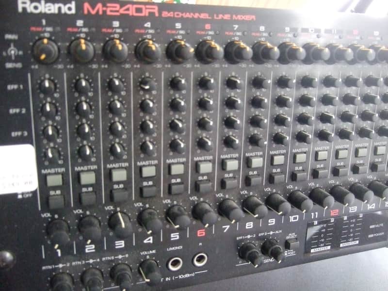 希少Roland M-240R アナログミキサー 24ch美品 希少Roland M-240R アナログミキサー 24ch美品 - メルカリ