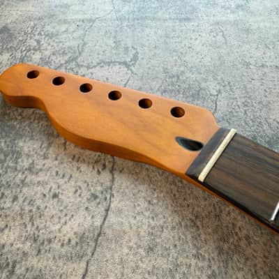 BMC Guitar Neck Left Hand Tele® Telecaster® 22 Fret Roasted Maple With Rosewood Fingerboard Nitro Lacquer 9.5 Radius.  [TN113] image 2