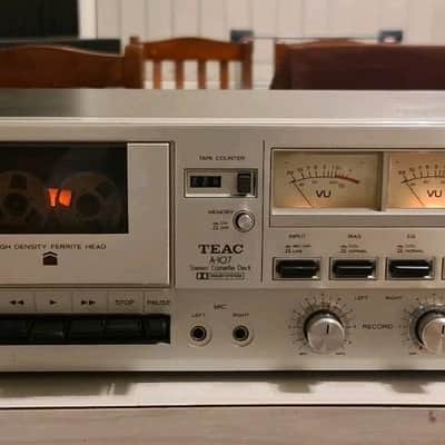 Akai CS-F33R vintage stereo cassette deck player with Wood case