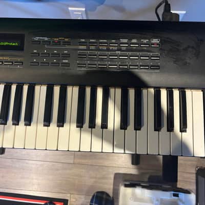Roland JV-80 61-Key Multi-Timbral Synthesizer 1992 - 1994 - Black image 2