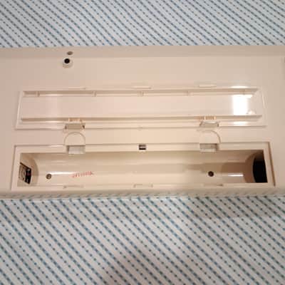 Casio MT-40 Casiotone 37-Key Synthesizer 1981 - 1982 - White image 14