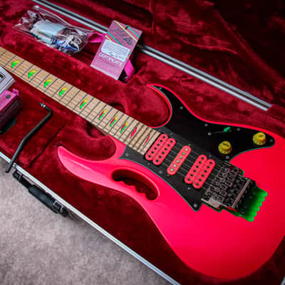 IBANEZ MIJ JEM777-SK Limited Edition 30th Anniversary Steve Vai Signature "Shocking Pink + Maple" (2017) image 1
