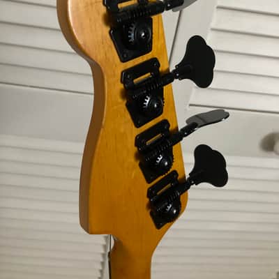 Fender Duff McKagan Precision Bass 2015 - Pearl White image 5