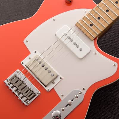 Reverend Charger H90 Feisty Red image 4