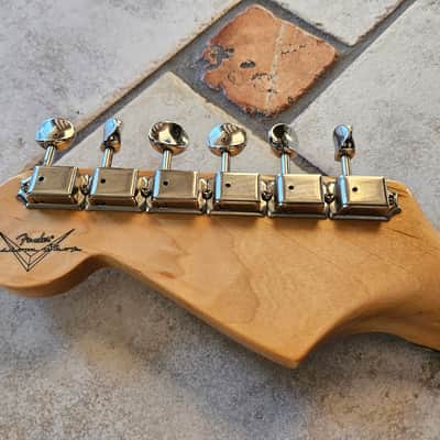2011 Fender Stratocaster 60s Reissue NOS - Sunburst image 9