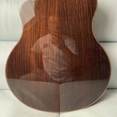 Hsienmo Shiyi Bear Claw Sitka Spruce Solid Top & Wild Indian Rosewood Solid back sides with hardcase image 3