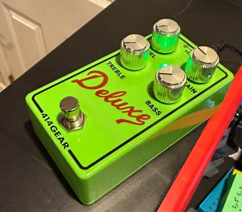 Custom PedalPCB Luxury 763 2026 - Powder coated Green 4 knob Deluxe image 1