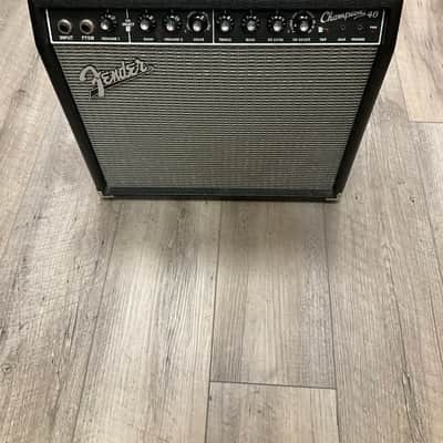 Fender Champion 40 2-Channel 40-Watt 1x12" Guitar Practice Amp 2013 - 2024 - Black image 1