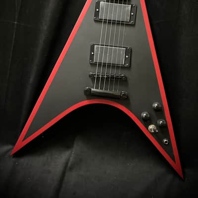 Rafferty Rocket Man III 2025 - Satin black with red trim image 7