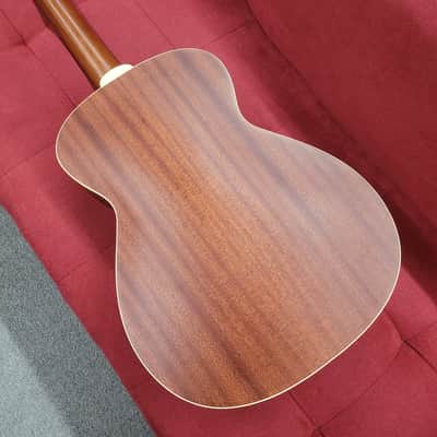 Guild Westerly Collection M-240E Troubadour with Pau Ferro Fretboard - Sunburst image 13