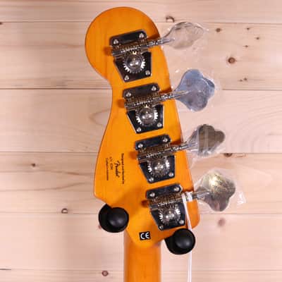 Squier Classic Vibe Jazz Bass Fretless '60s - Laurel Fingerboard, 3-Color Sunburst image 9