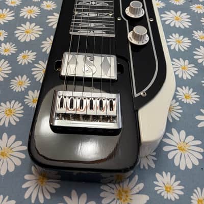 Supro 1466BW Jet Airliner Lapsteel 2010s Tuxedo image 3