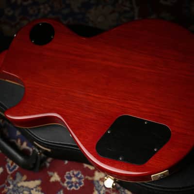 Gibson USA Custom Shop 58' R8 Reissue Les Paul Washed Cherry Sunburst image 19