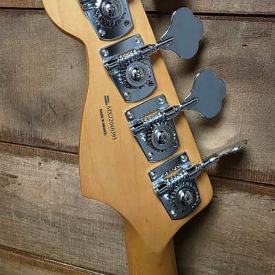 Fender Player Plus Active Meteora Bass (Pre-Owned) - 3-Color Sunburst image 10