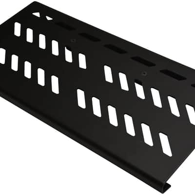 Gator GPB-BAK-1 Large Aluminum Pedalboard w/ Carry Bag image 4