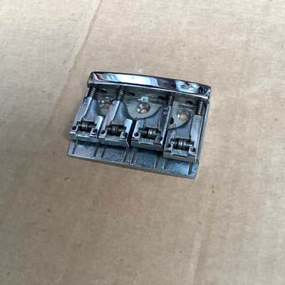 Schaller Vintage 4 String Flatmount Roller Bass Bridge chrome image 4