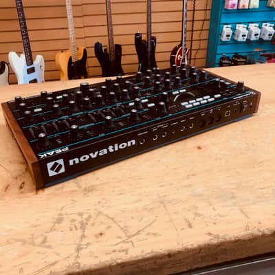 Novation Peak 8-Voice Analog Desktop Synthesizer w/Box image 5