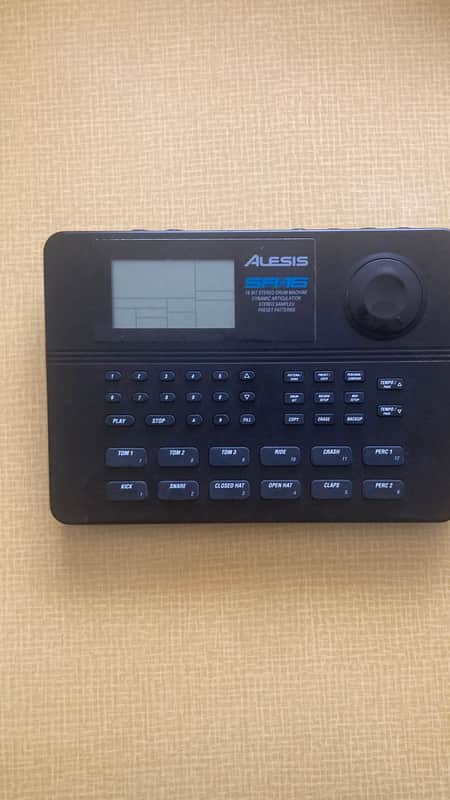 Alesis SR-16 Drum Machine 2010s - Black image 1