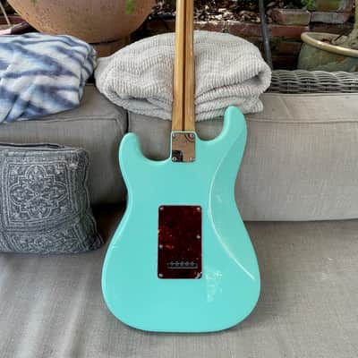 Fender Stratocaster 2010s - Surf Green, Rosewood Fingerboard image 5