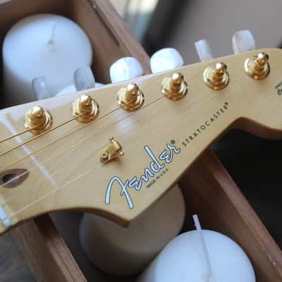 FENDER "60th Anniversary Commemorative Stratocaster" HARDCASE, 3, 44 KG image 8