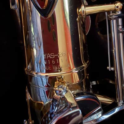 Yamaha YAS-26 Standard Alto Saxophone 2016 - Lacquered Brass image 11