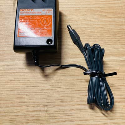 Sony Discman D-25 cd player image 8