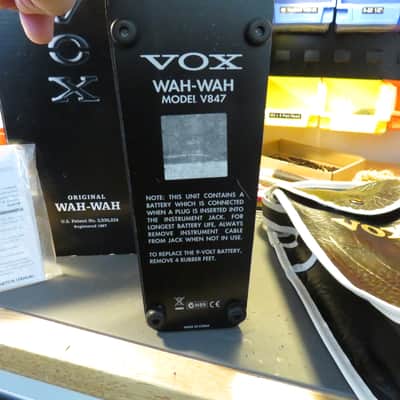 Vox V847 Wah Wah Pedal with 9V Jack 2007 - Present - Black / Chrome image 6