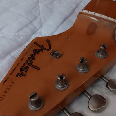 Fender Fullerton 1983 AVRI Stratocaster Maple Neck - March 29 1983 - Original Tuners image 12