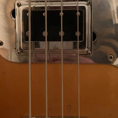 Maya Electric Bass 70s Sunburst image 2