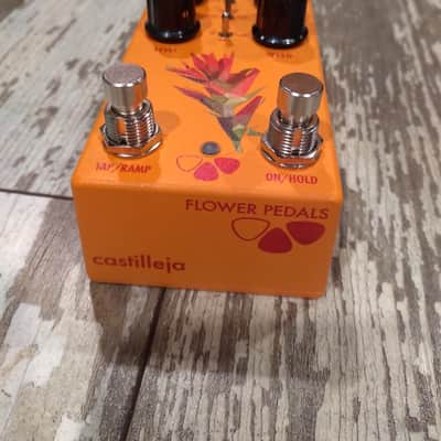 Flower Pedals Castilleja Phaser MINT w/ box & accessories image 3